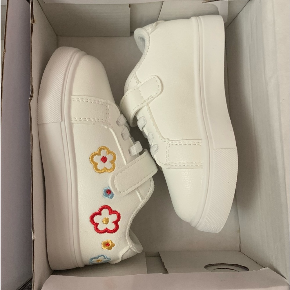 Unisex SHEIN white baby flower shoes